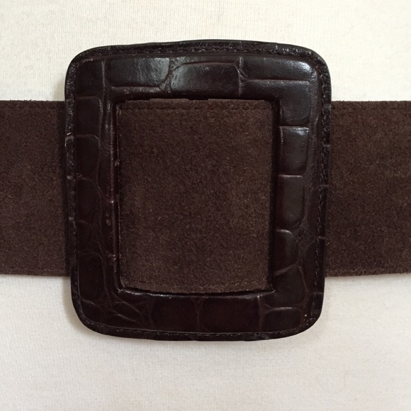 Cole Haan Brown Suede Belt with Crocodile-Embossed Buckle - Picture 2 of 8
